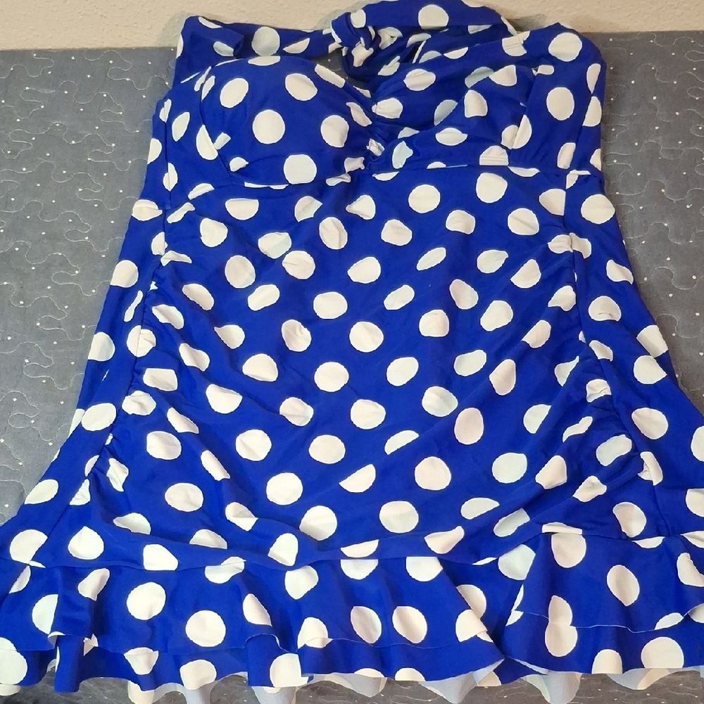 VM Blue and White Polka Dot Swimsuit dress size 16W
